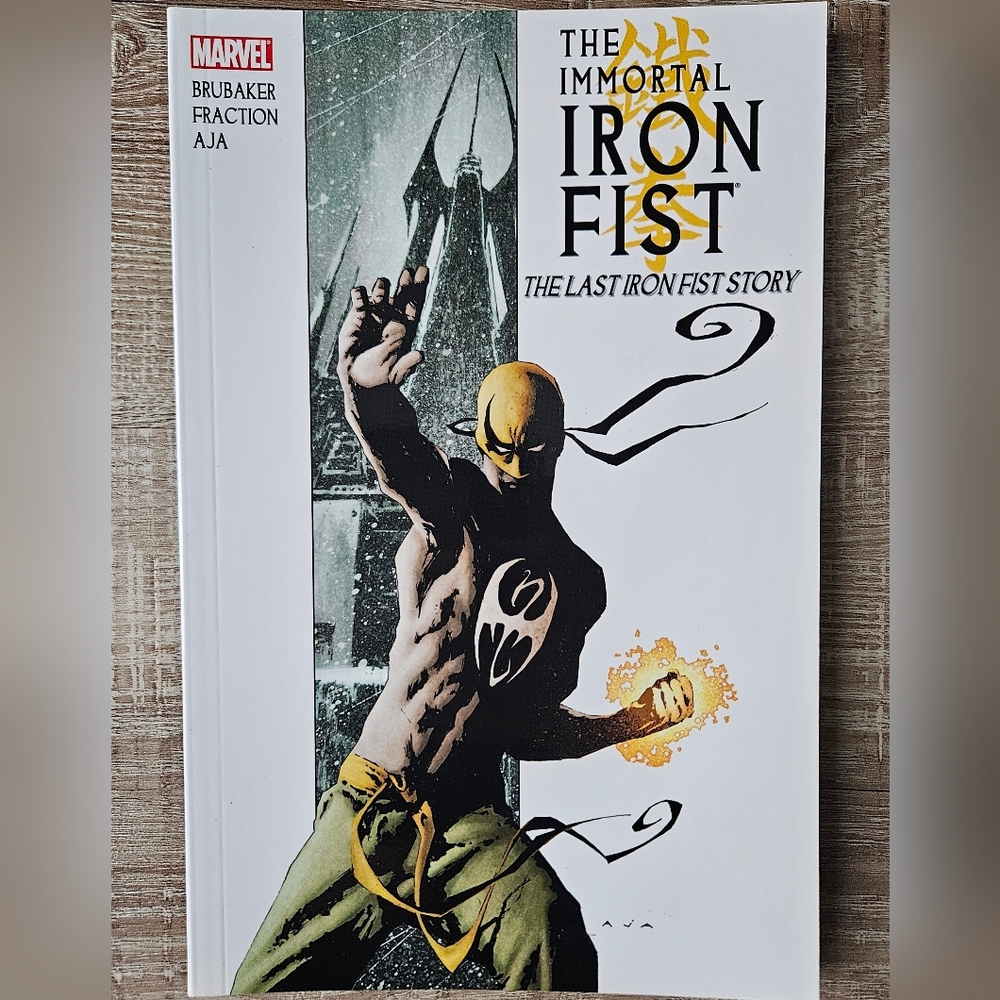 IMMORTAL IRON FIST Vol 1 The Last Iron Fist Story TPB Brubaker Fraction Aja 2007
